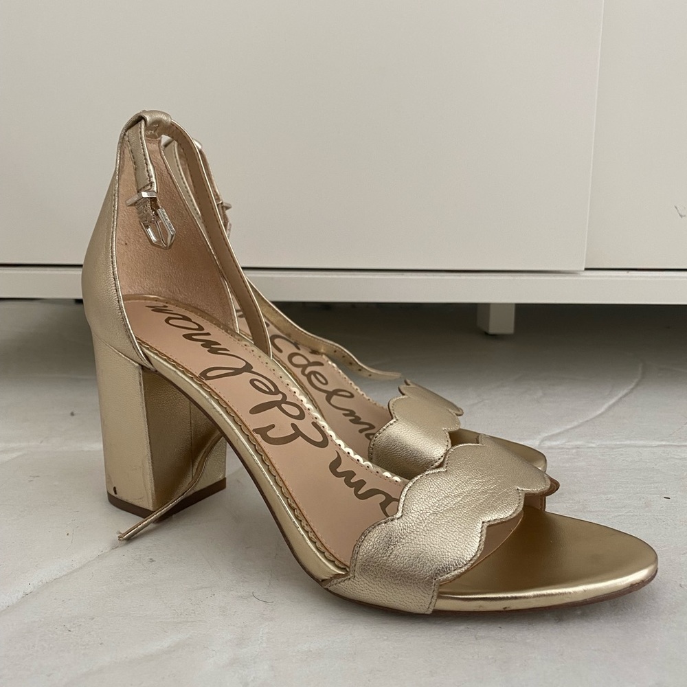 Sam Edelman Odila Scalloped Block Heels